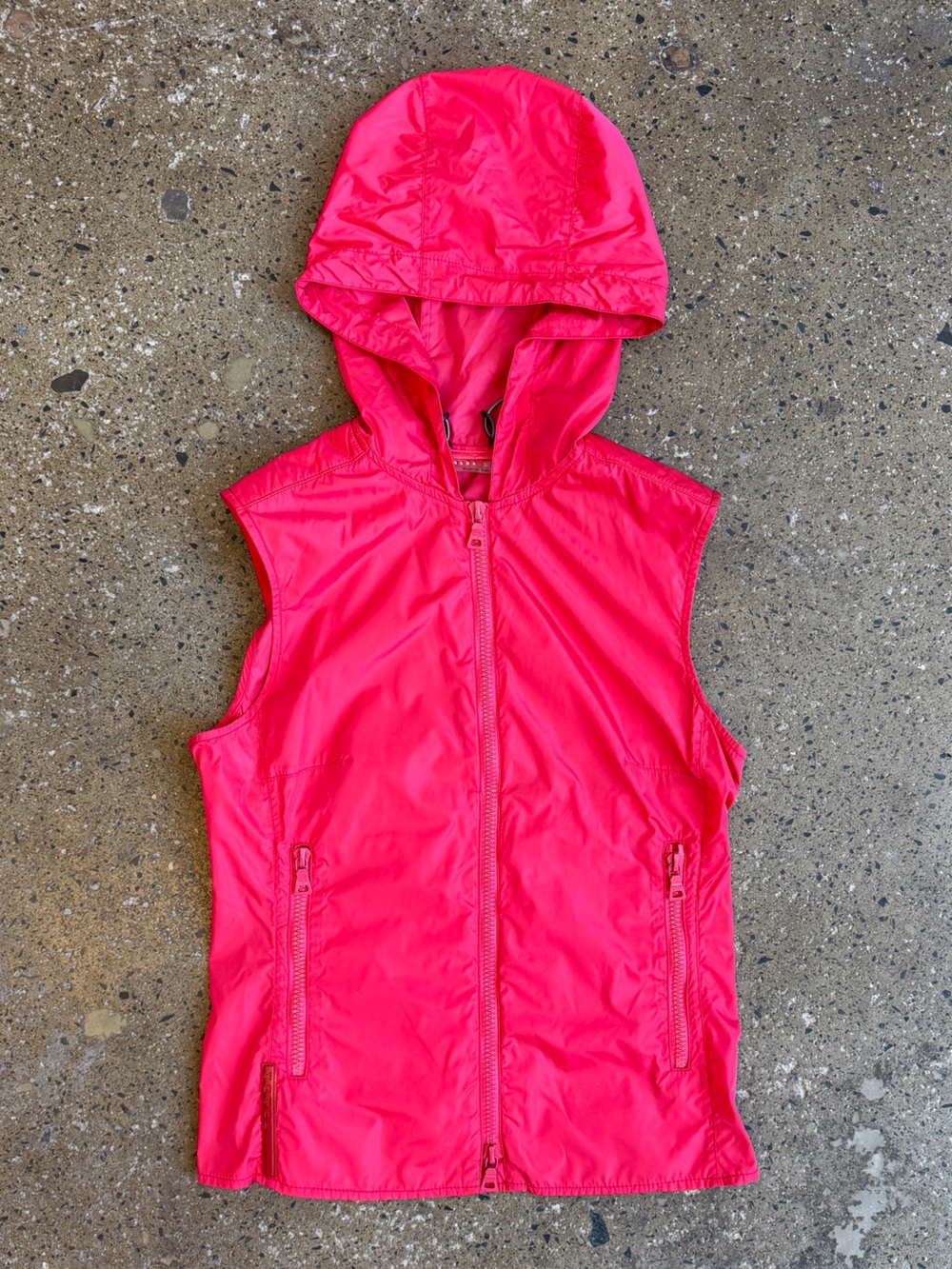 prada sport vintage s/s 2000 nylon vest red